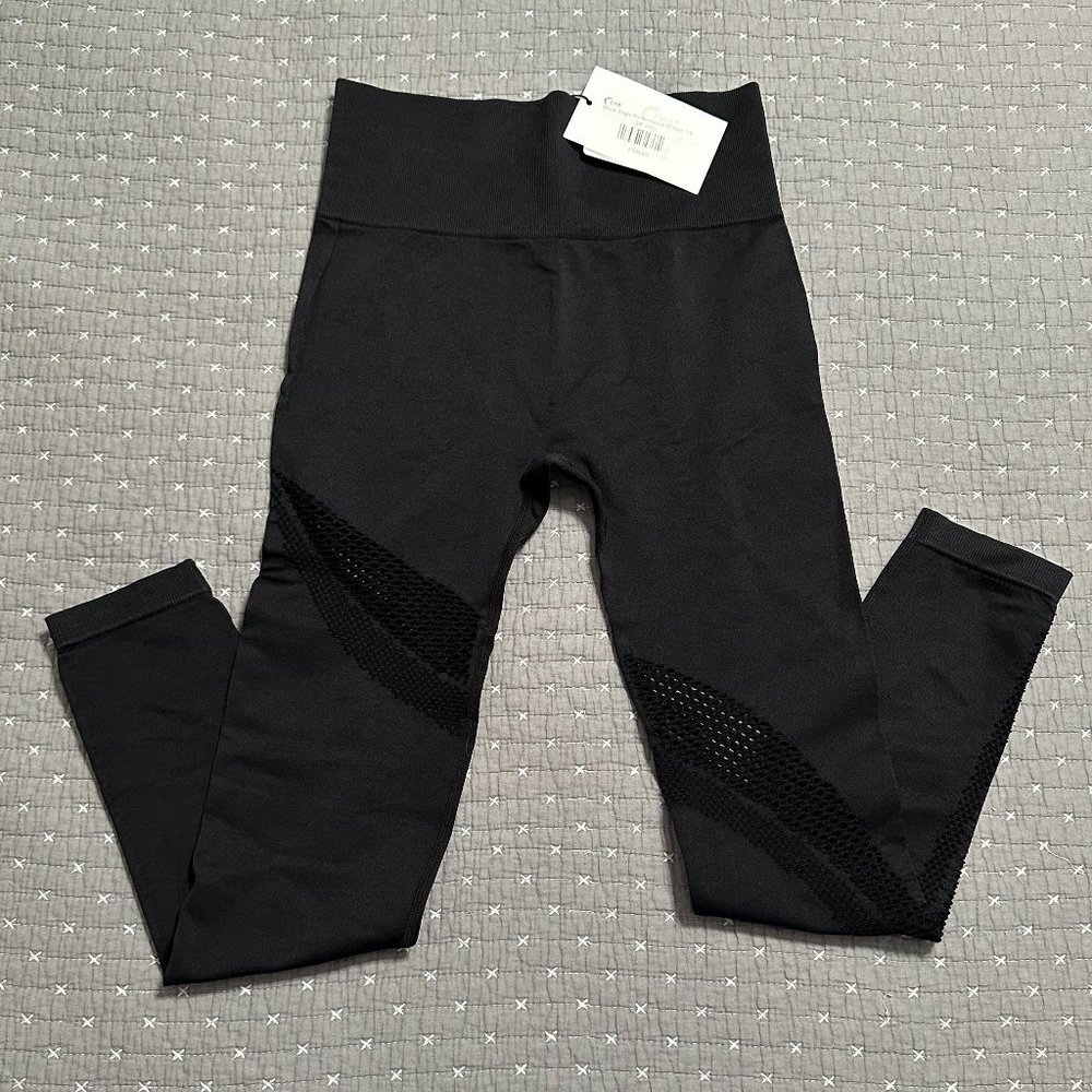 Zyia Black Angle Performance Hi-Rise 7/8 24” (NWT)